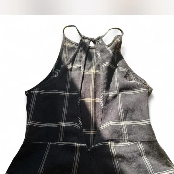 Urban Outfitters | Cream & Black Plaid Jumpsuit Open Keyhole Back Size 6 - Picture 3 of 8